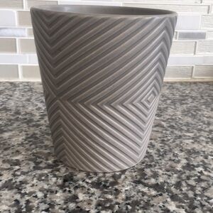 Gray Ceramic Vase Etched Line Geometric Modern Tabletop Decor 5.5”